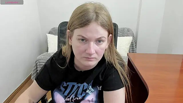 Alisha Skyes online show from 2, 12, 2025