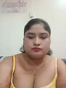Snapshot of hornyriyanka chatting on 28, 6, 2026 hornyriyanka online show from 28, 6, 2026