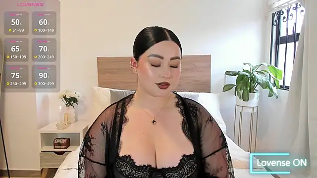 Snapshot of Lea_Joness chatting on 3, 8, 2026 Lea Joness online show from 3, 8, 2026
