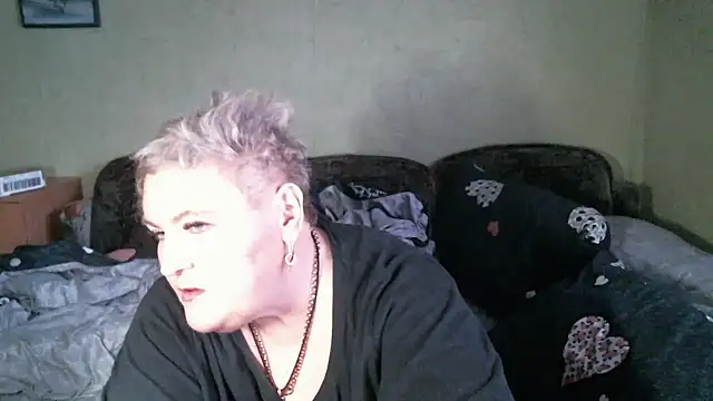 Snapshot of Lana555 chatting on 2, 4, 2026 Lana555 online show from 2, 4, 2026