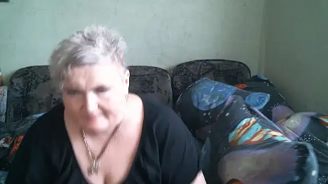 Snapshot of Lana555 chatting on 11, 4, 2026 Lana555 online show from 11, 4, 2026