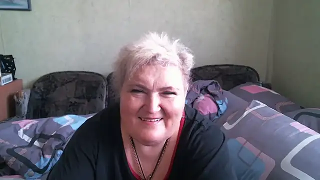 Snapshot of Lana555 chatting on 13, 5, 2026 Lana555 online show from 13, 5, 2026