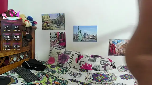 Snapshot of Roxana_Tony chatting on 18, 2, 2026 Roxana Tony online show from 18, 2, 2026