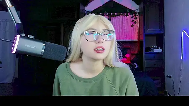 Shisuku Sophi online show from 23, 11, 2025