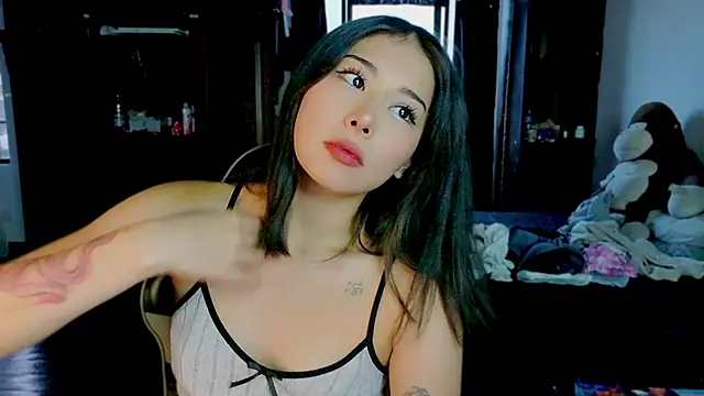 Snapshot of Shisuku_Sophi chatting on 8, 7, 2026 Shisuku Sophi online show from 8, 7, 2026