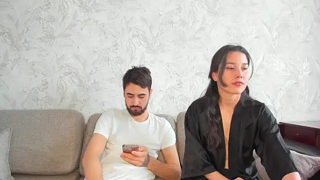 sophywhisper online show from 3, 3, 2026