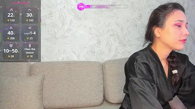 sophywhisper online show from 3, 6, 2026