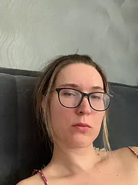 Snapshot of Jugira chatting on 13, 9, 2025 Jugira online show from 13, 9, 2025