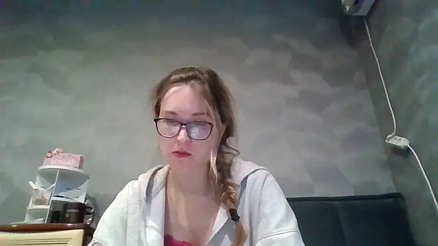 Snapshot of Jugira chatting on 30, 10, 2025 Jugira online show from 30, 10, 2025