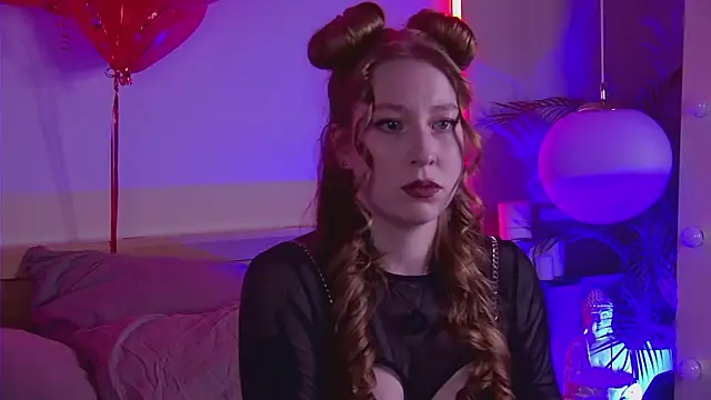 MiaEuphoria  online show from 18, 2, 2026