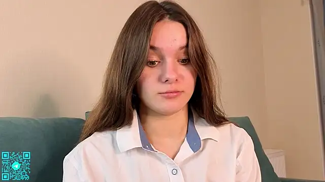 chloemilka online show from 28, 9, 2025