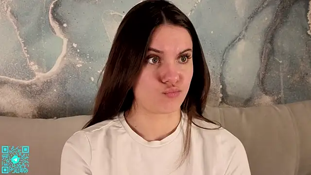 chloemilka online show from 20, 4, 2026