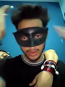 Snapshot of SassyWildCouple chatting on 11, 9, 2025 SassyWildCouple online show from 11, 9, 2025