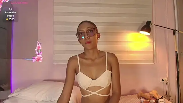 biancaa 18 online show from 13, 11, 2025