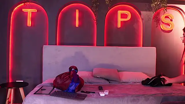 Snapshot of Roma_hells chatting on 14, 9, 2025 Roma hells online show from 14, 9, 2025