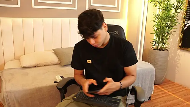 Ethan occonor online show from 17, 12, 2025