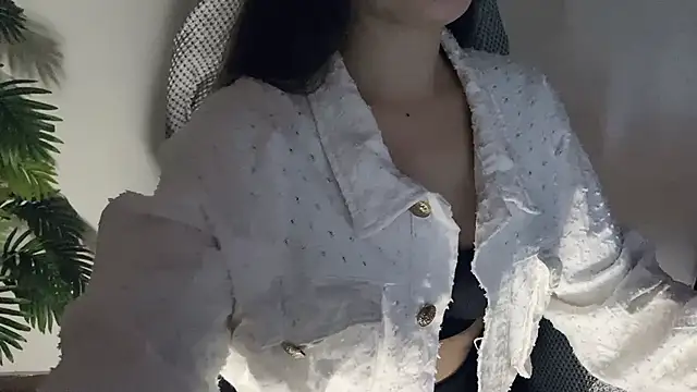 Snapshot of LiLi_Sweetie chatting on 3, 11, 2025 LiLi Sweetie online show from 3, 11, 2025