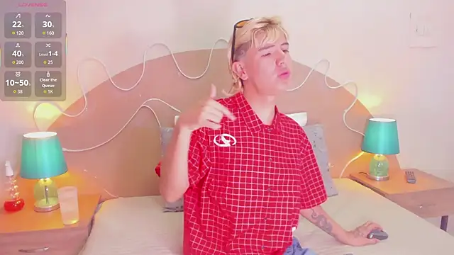 Snapshot of Enrrixxx_ chatting on 11, 11, 2025 Enrrixxx online show from 11, 11, 2025