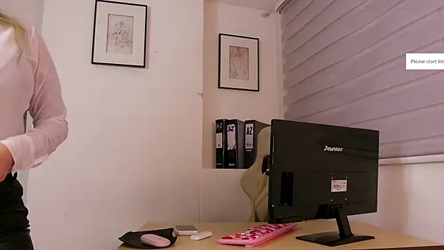 XXMILE online show from 9, 11, 2025