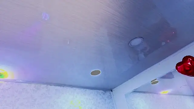 Snapshot of ZoeBenneti chatting on 20, 9, 2025 ZoeBenneti online show from 20, 9, 2025