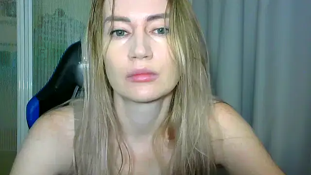 JessFoxxx online show from 2, 11, 2025