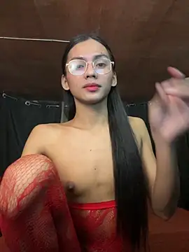 Ur latinahotpaprika online show from 11, 10, 2025