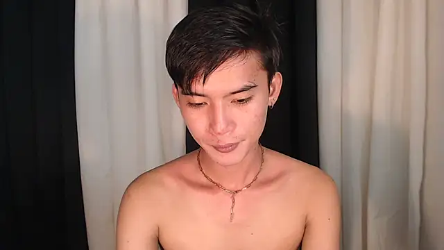 Snapshot of asian_dai chatting on 17, 12, 2025 asian dai online show from 17, 12, 2025