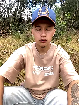 Snapshot of Archie-Davis chatting on 22, 9, 2025 Archie-Davis online show from 22, 9, 2025