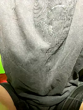 Snapshot of Archie-Davis chatting on 2, 10, 2025 Archie-Davis online show from 2, 10, 2025