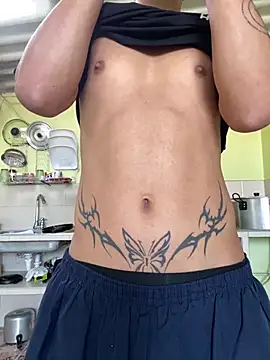 Snapshot of Archie-Davis chatting on 20, 10, 2025 Archie-Davis online show from 20, 10, 2025