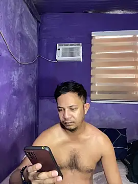 Snapshot of hotcumboi69 chatting on 20, 2, 2026 hotcumboi69 online show from 20, 2, 2026