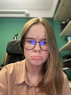  CherryBloom  online show from 22, 9, 2025