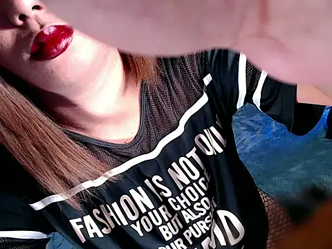 bigfattycocksonya27 online show from 27, 5, 2026