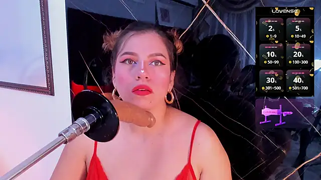 abby blond  online show from 28, 10, 2025