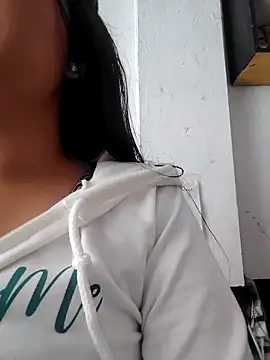 Snapshot of lunna_07 chatting on 14, 9, 2025 lunna 07 online show from 14, 9, 2025