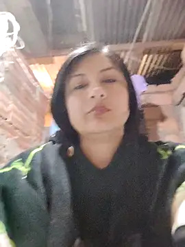 Snapshot of lunna_07 chatting on 5, 10, 2025 lunna 07 online show from 5, 10, 2025