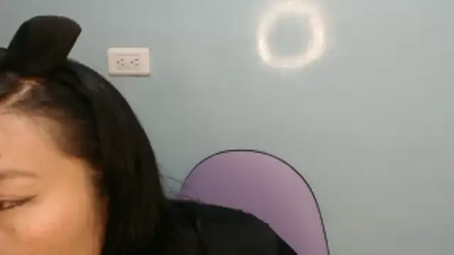 Snapshot of lunna_07 chatting on 23, 10, 2025 lunna 07 online show from 23, 10, 2025