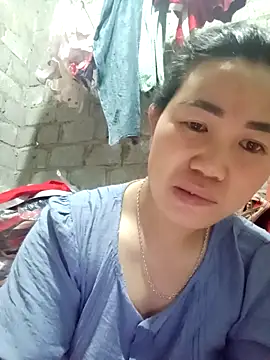 Snapshot of jienrrr chatting on 21, 10, 2025 jienrrr online show from 21, 10, 2025