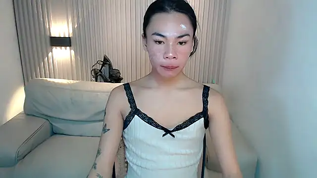 Snapshot of SexualDesire1x chatting on 21, 10, 2025 SexualDesire1x online show from 21, 10, 2025