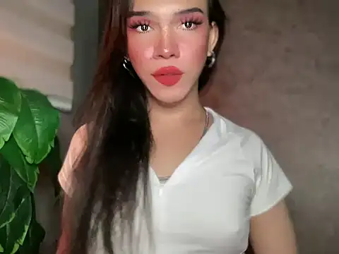 Snapshot of Misselliefayexxx chatting on 29, 5, 2026 Misselliefayexxx online show from 29, 5, 2026