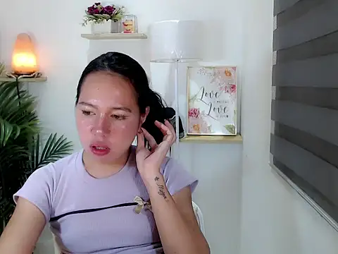 Snapshot of kimbratx chatting on 25, 5, 2026 kimbratx online show from 25, 5, 2026