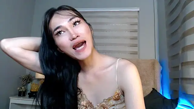 Snapshot of lovelychanel69xx chatting on 8, 10, 2025 lovelychanel69xx online show from 8, 10, 2025