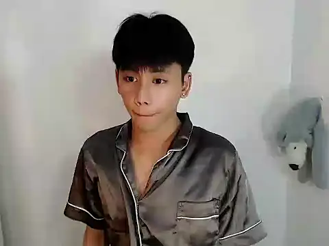 Snapshot of ynotyu chatting on 9, 2, 2026 ynotyu online show from 9, 2, 2026