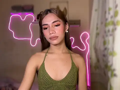 Snapshot of Lovelynikki03 chatting on 25, 9, 2025 Lovelynikki03 online show from 25, 9, 2025