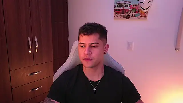 domsantiago  online show from 18, 10, 2025