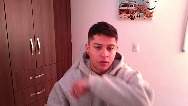 domsantiago  online show from 18, 10, 2025