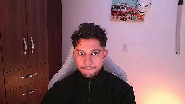 domsantiago  online show from 15, 12, 2025