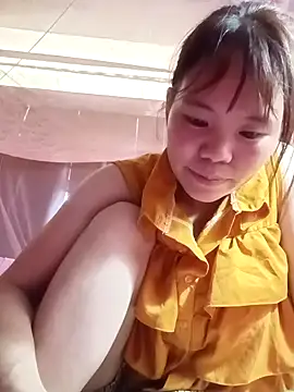 Snapshot of Nguyet135 chatting on 17, 4, 2026 Nguyet135 online show from 17, 4, 2026