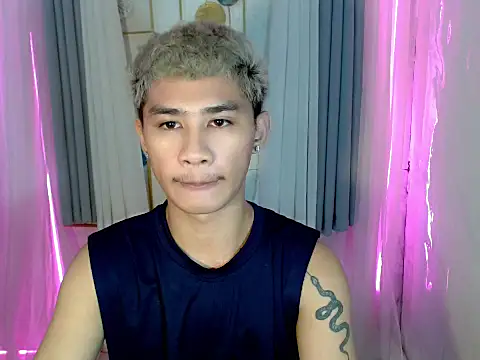 Snapshot of asianhardcock25 chatting on 20, 4, 2026 asianhardcock25 online show from 20, 4, 2026