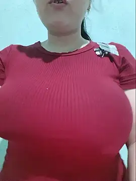 Snapshot of Shiny_Babe chatting on 17, 5, 2026 Shiny Babe online show from 17, 5, 2026